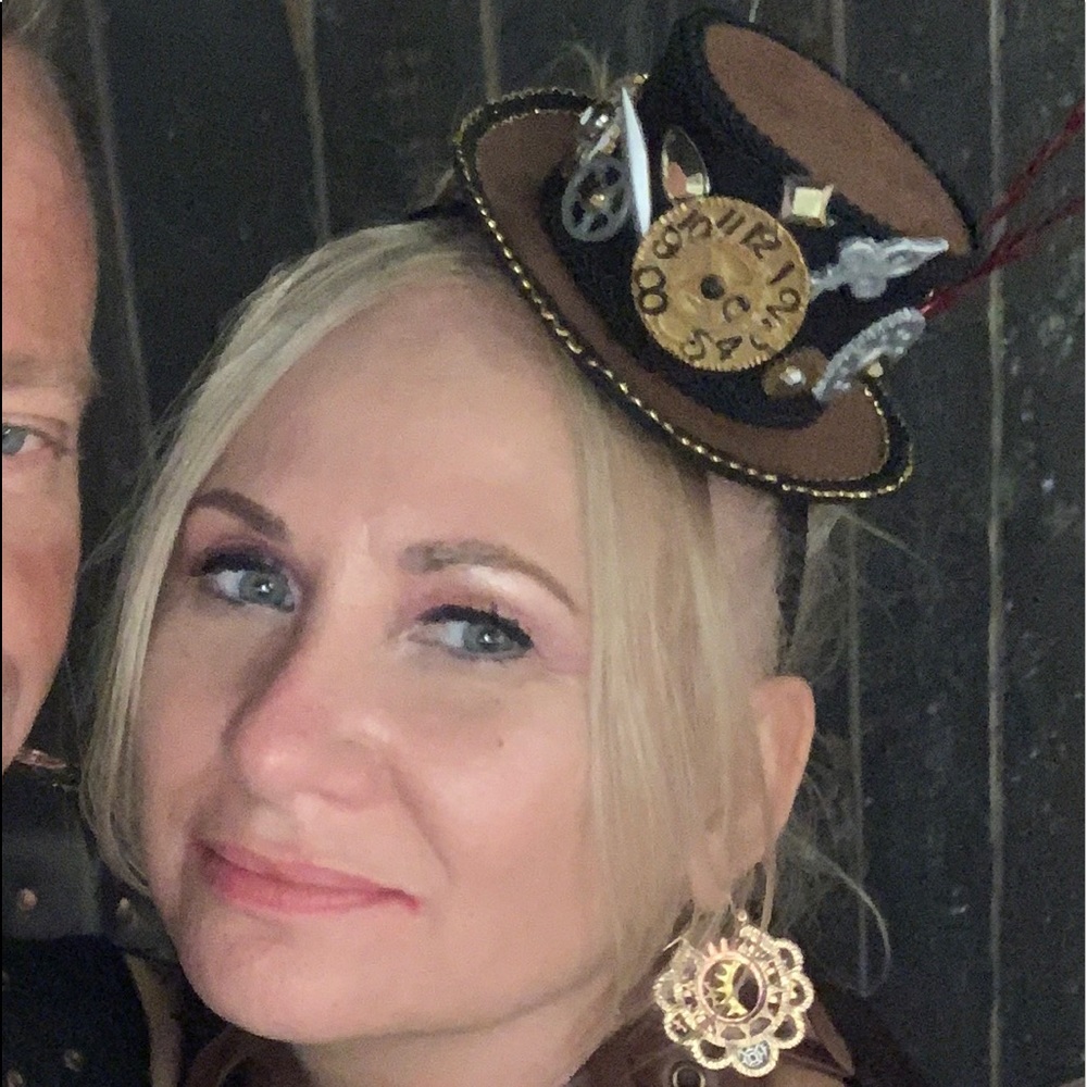 Meet your Posher, Tracey